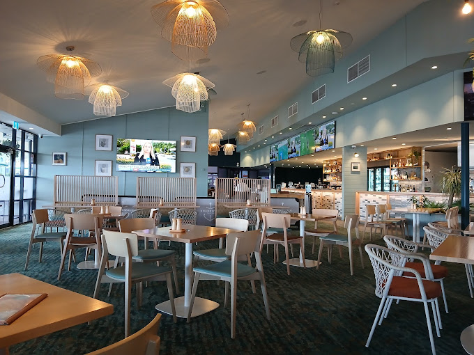 Boardwalk Tavern
