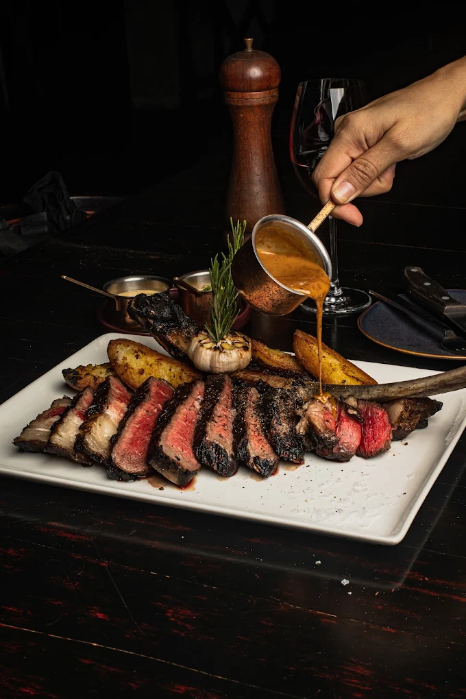 Scarlett Wine Bar & Restaurant