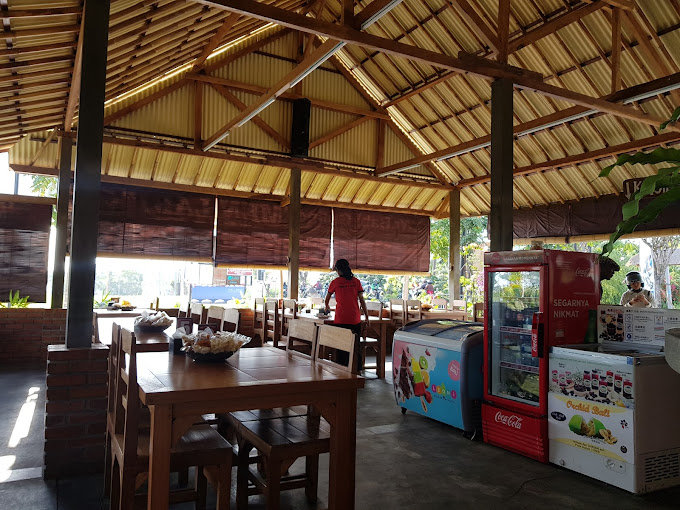 Warung Nasi Babi Guling Men Agus