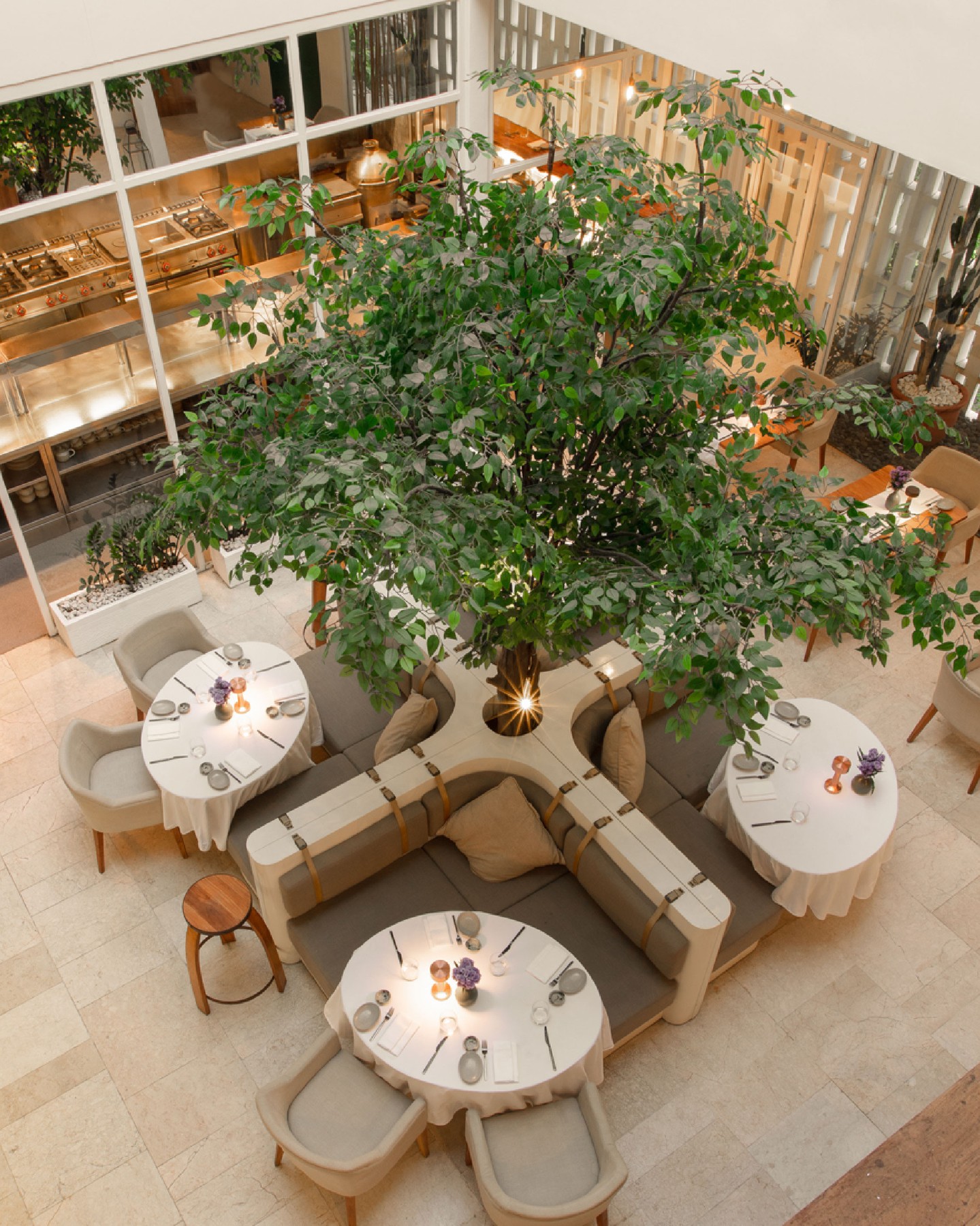 Mauri Restaurant