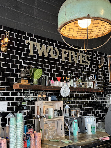 Two Fives Cafe