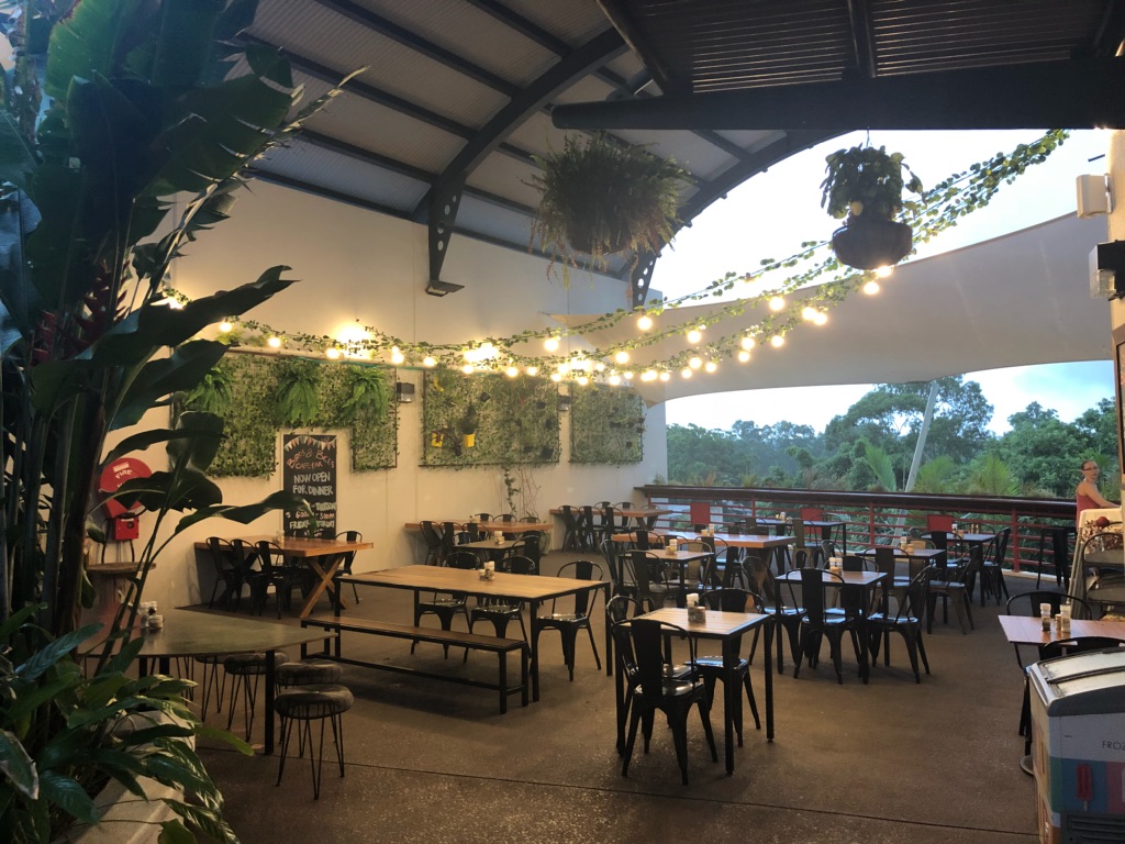 Birds & Bees Café / Bar