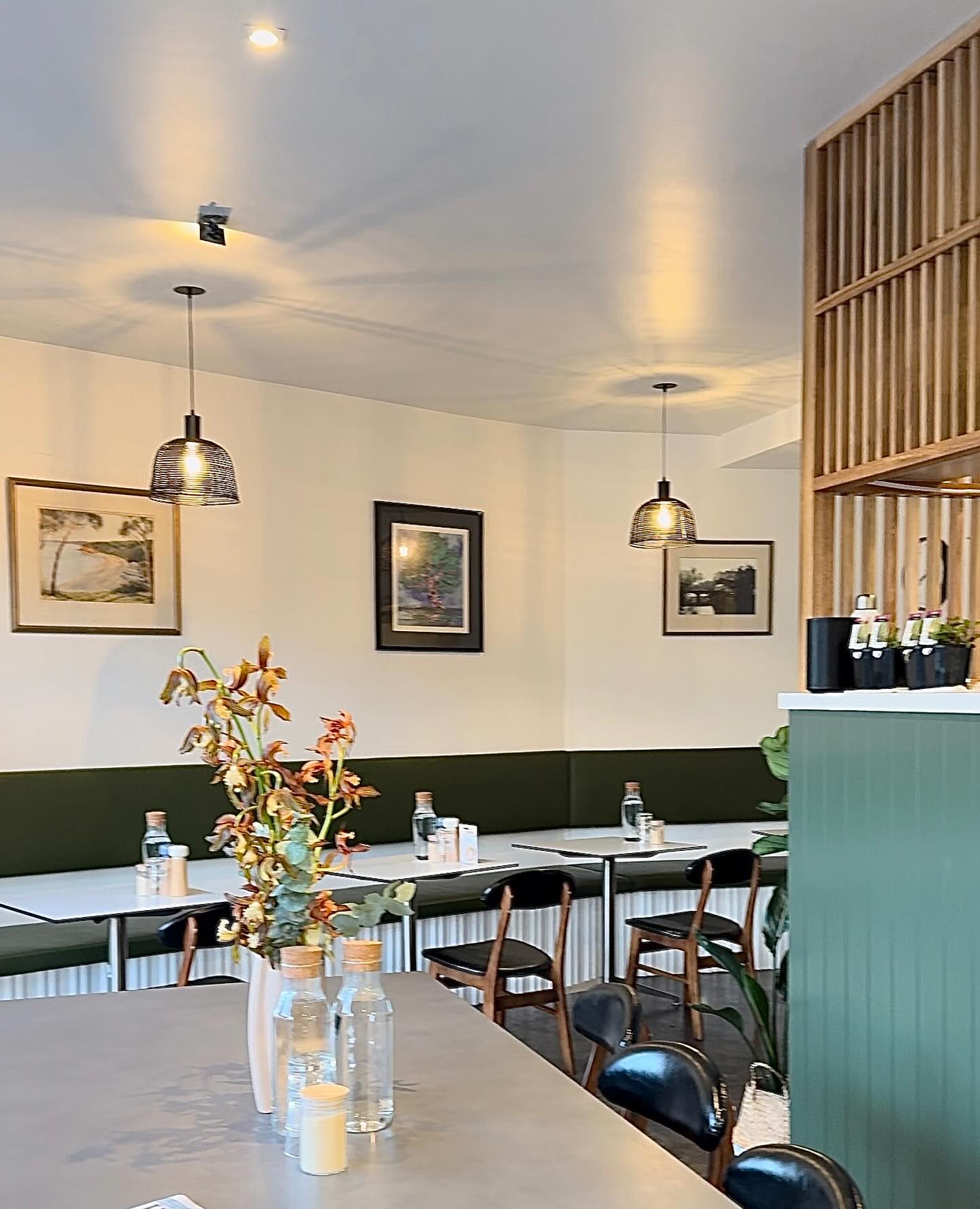 May & Mac Cafe