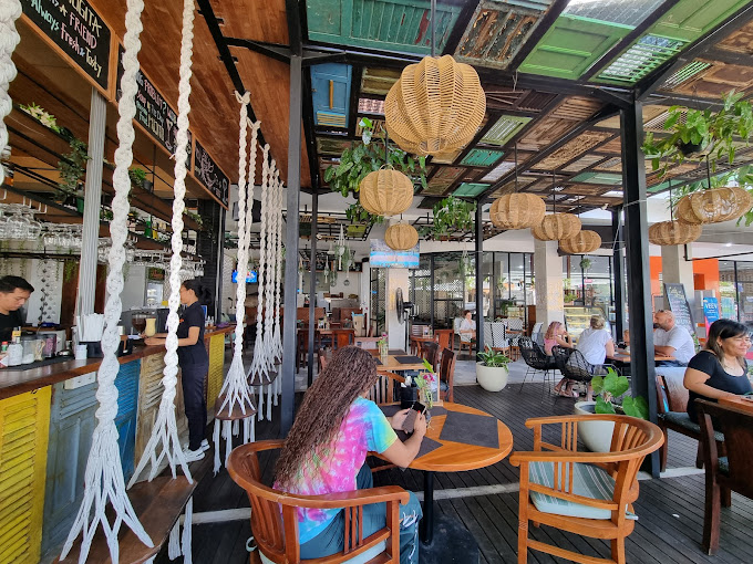 Natys Restaurant Siligita