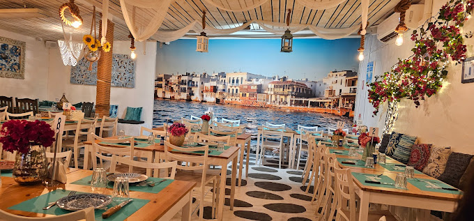 Mykonos Restaurant Bar