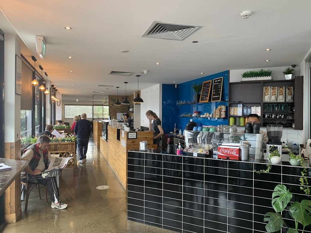 Aura Cafe Restaurant Bar