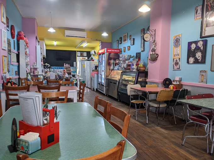 The Retro Diner