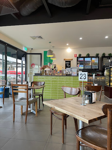 Anna's Cafe In Lara