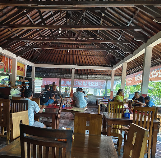 Warung Lesehan Sari Baruna