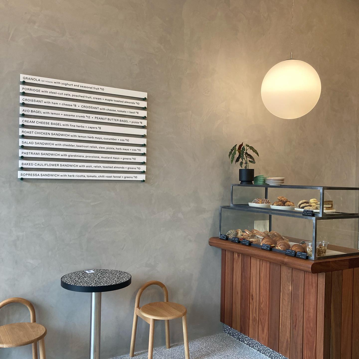 Midi Coffee