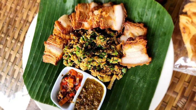Ocin Babi Guling dan Samsam