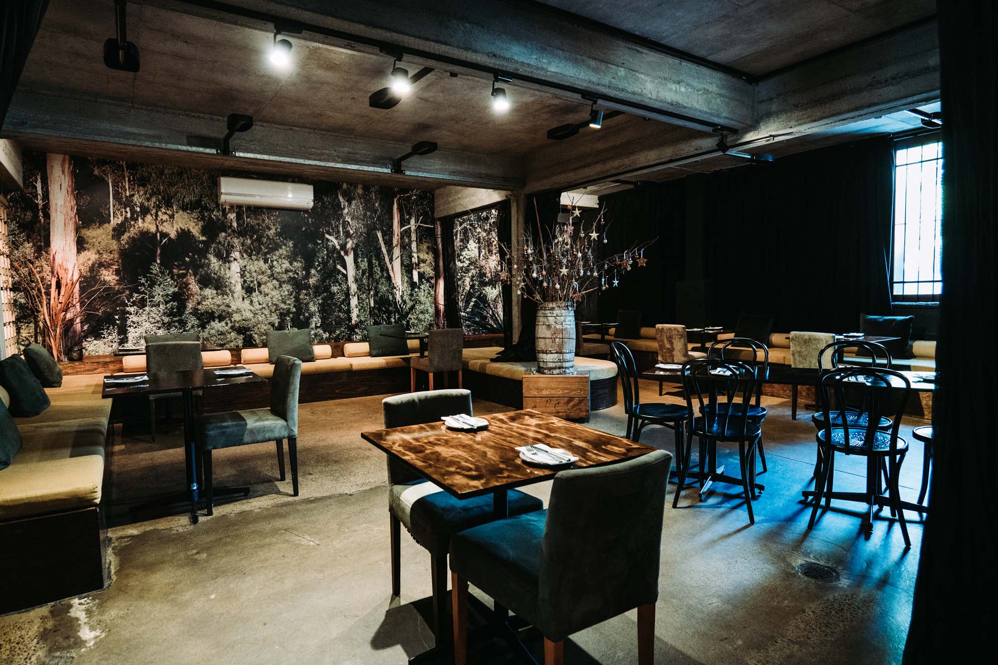 Herd Bar and Grill