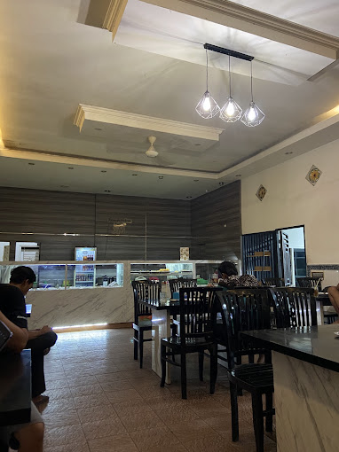 Rumah Makan Muslim Sm