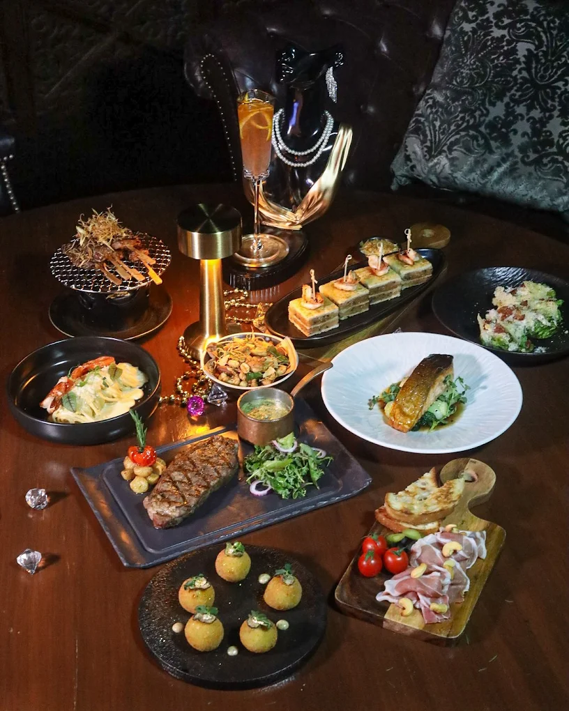 The Speakeasy Rooftop Bar Bangkok