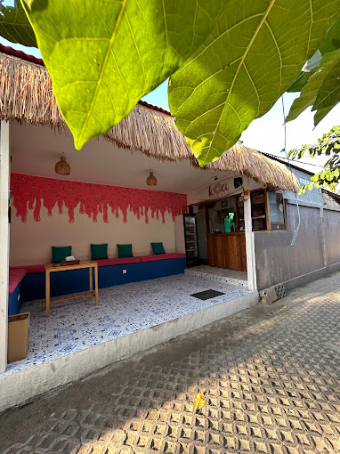 Koa Donuts Nusa Lembongan & Surf Lesson