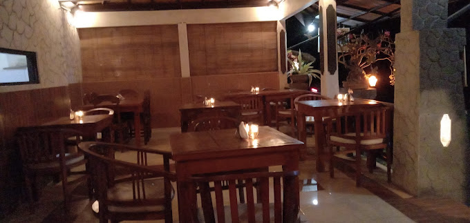 Warung Lucky Sari Amed