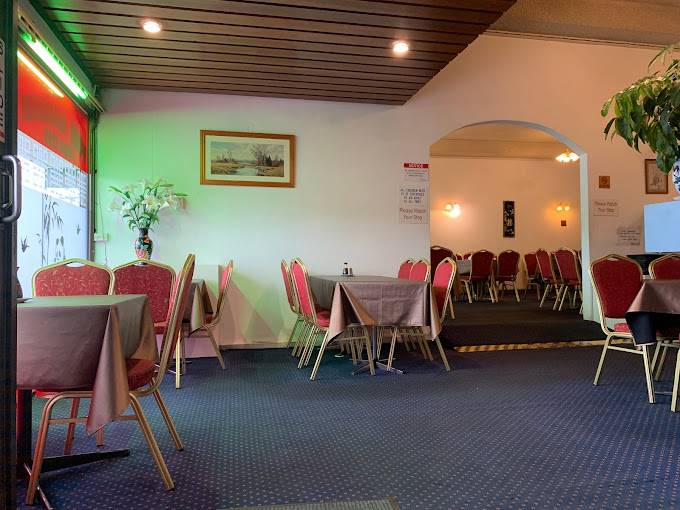 Chow's Pine Garden Restaurant