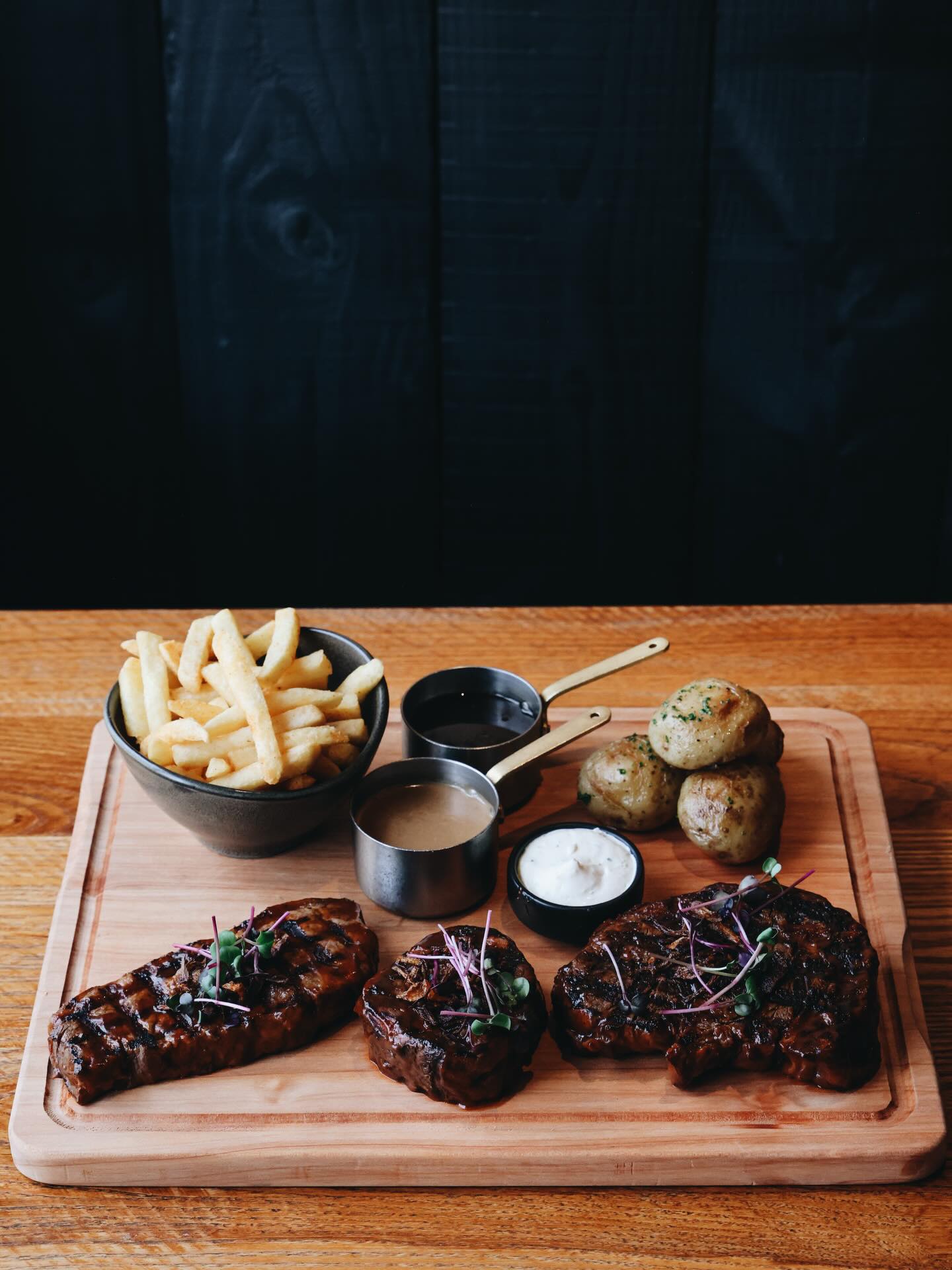 Flame Bar & Grill