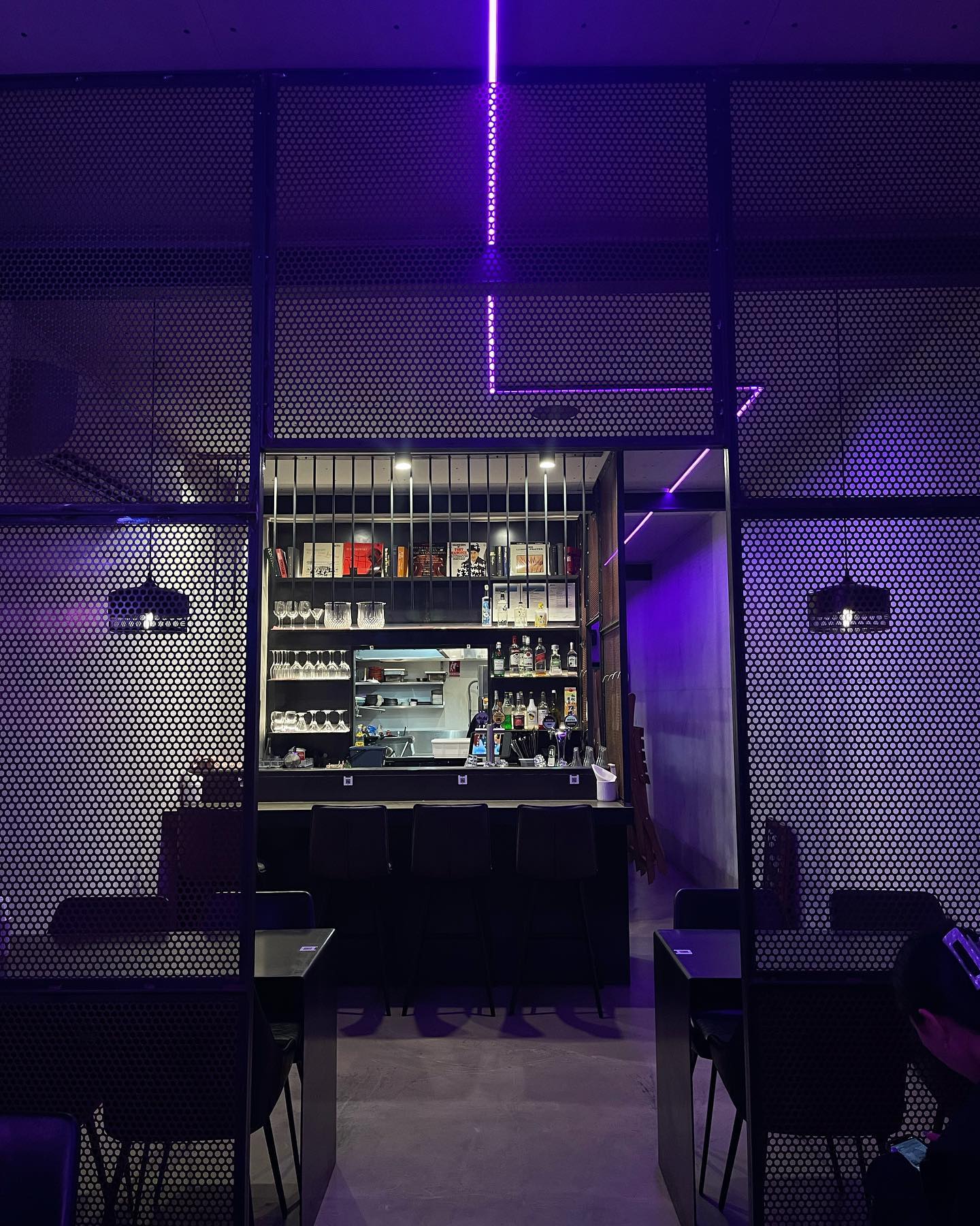 ZUROZURO RAMEN BAR