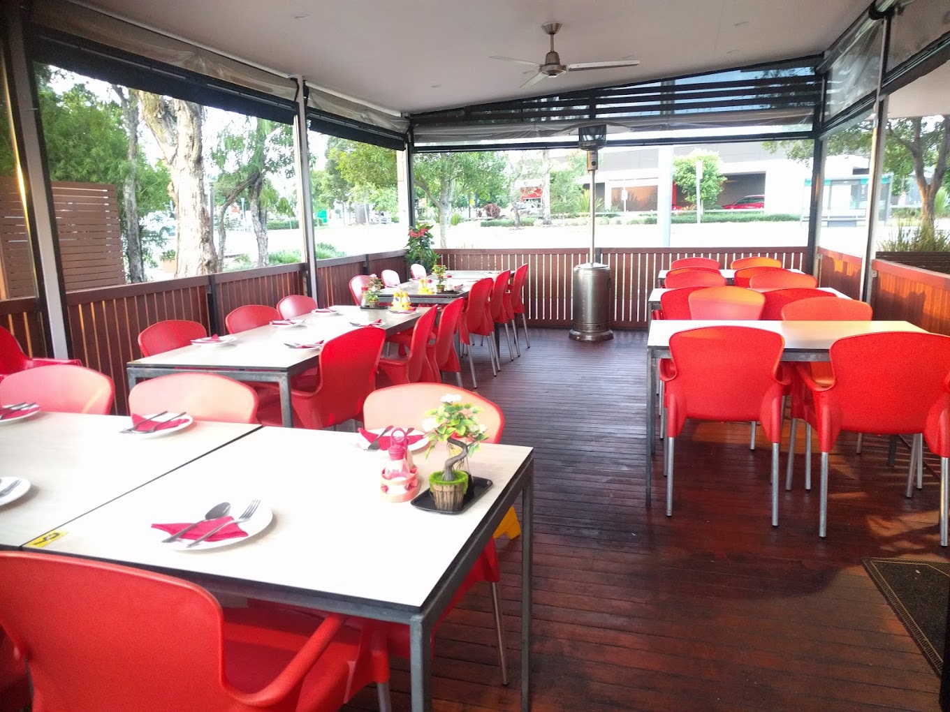 Mandarin Pacific Restaurant