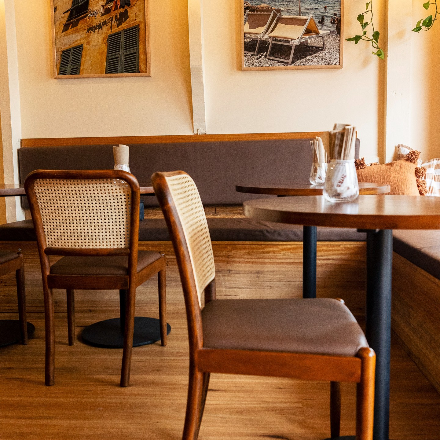 Next Door zita's cafe
