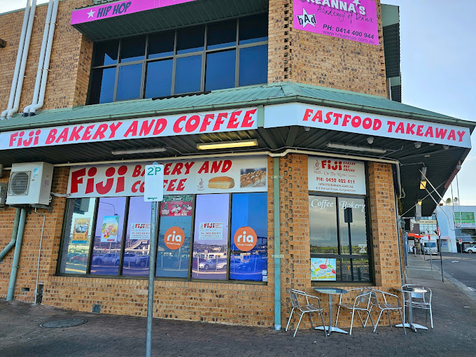 Fiji bakery & coffee on the rocks
