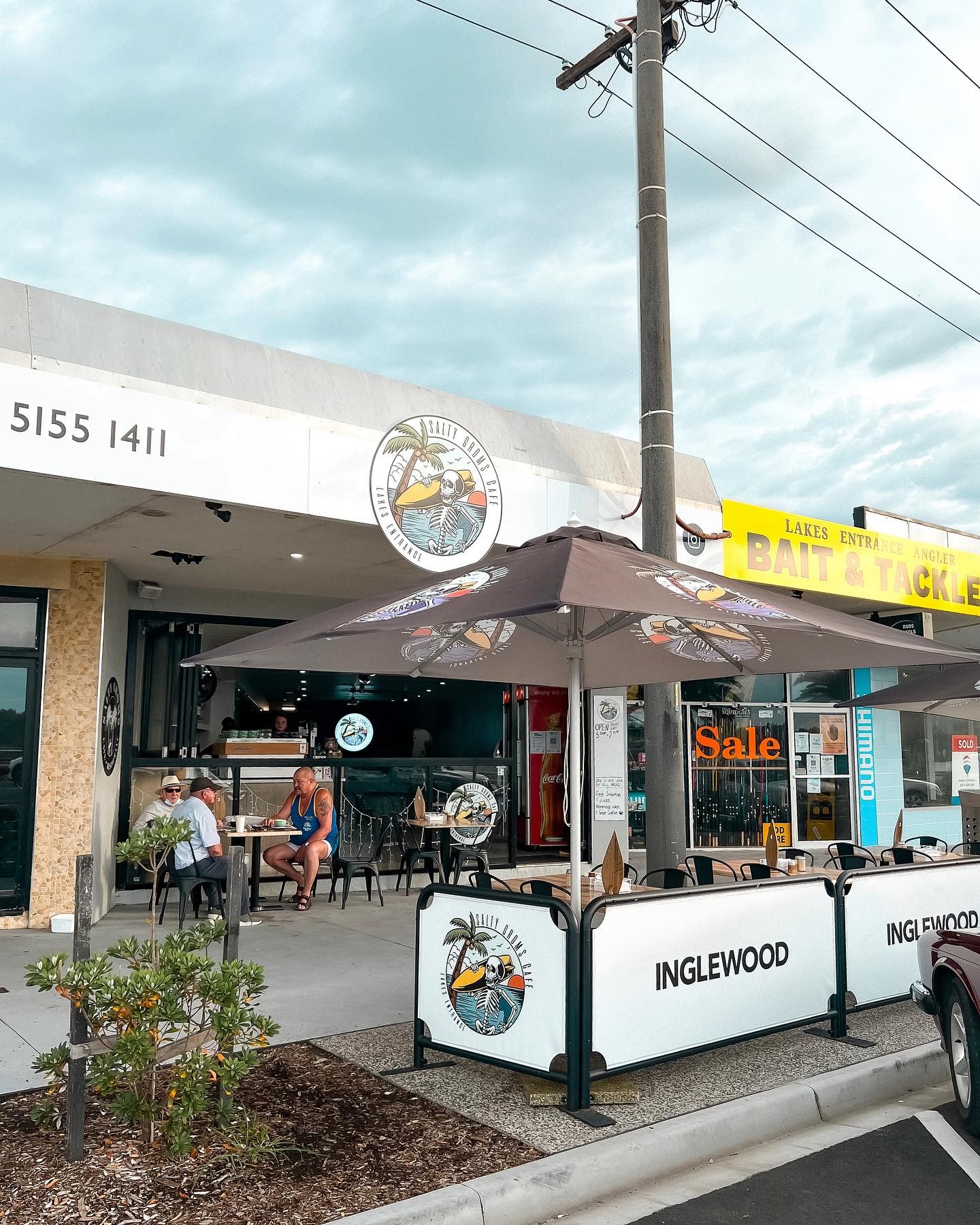 Salty Groms Cafe
