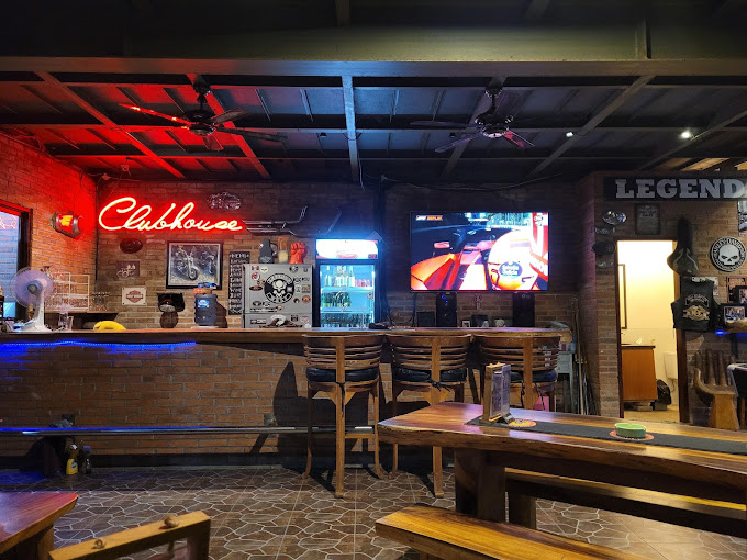 Clubhouse Steak Grill & Sports Bar in Sanur