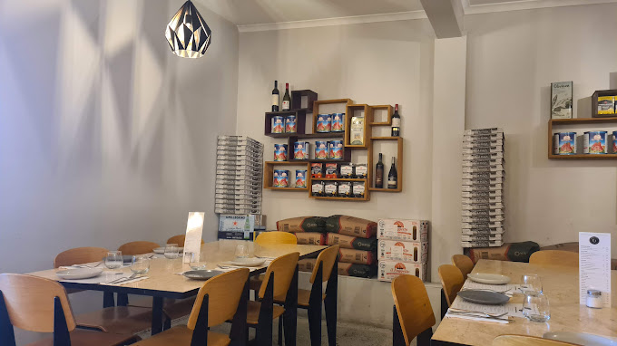 Mulino Woodfire Pizzeria
