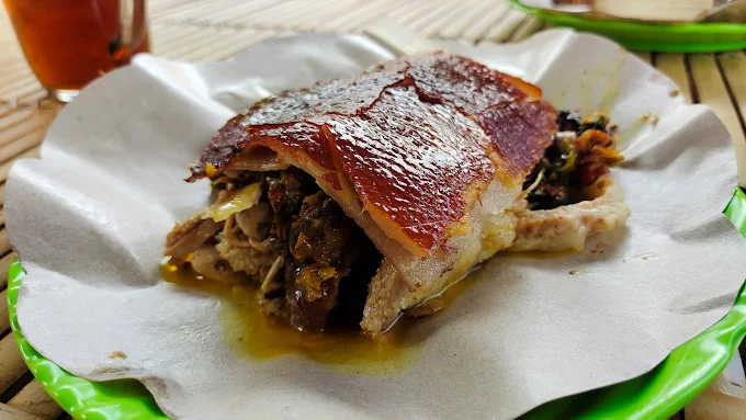Babi Guling Bu Desak Sapat