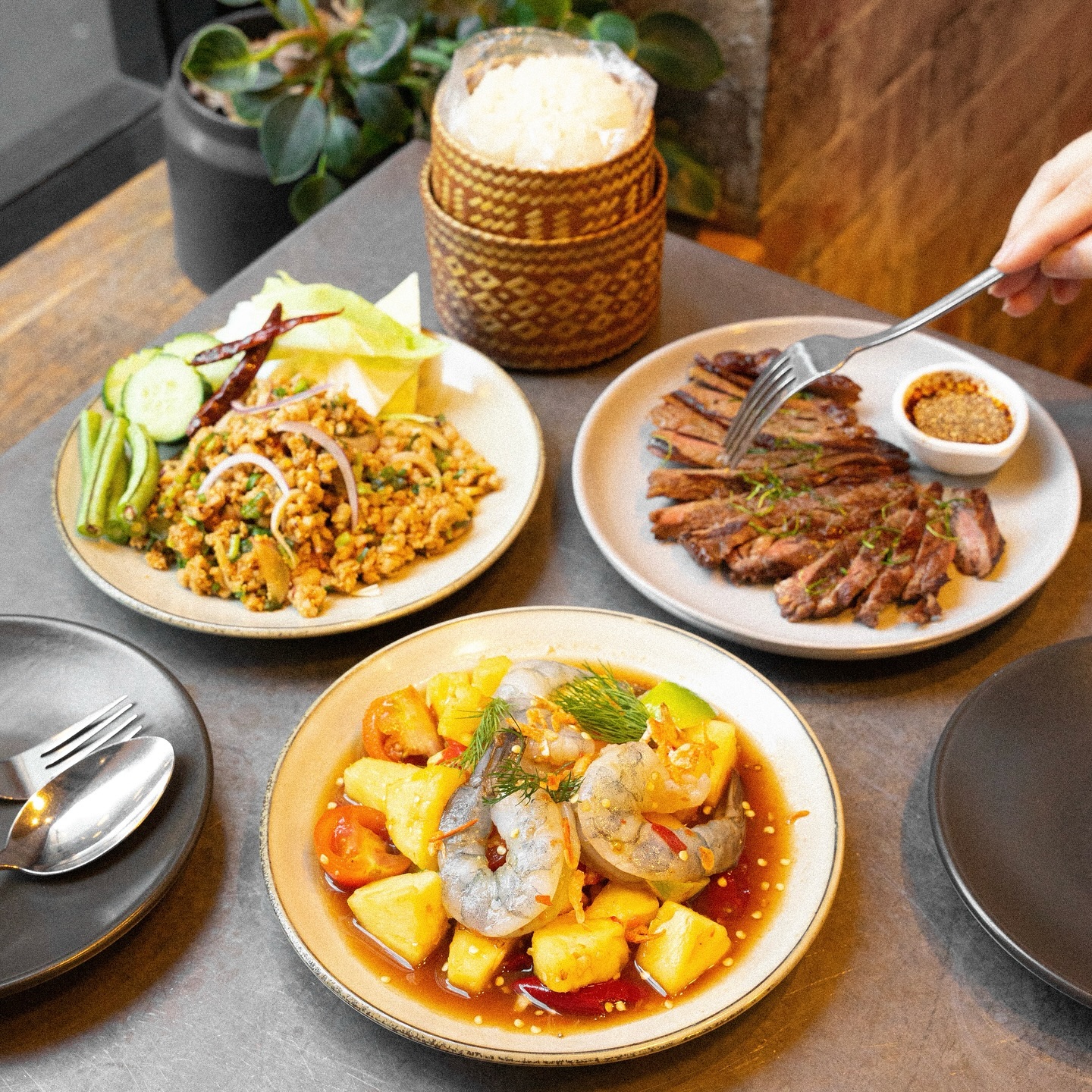 Boon Cafe & Restaurant