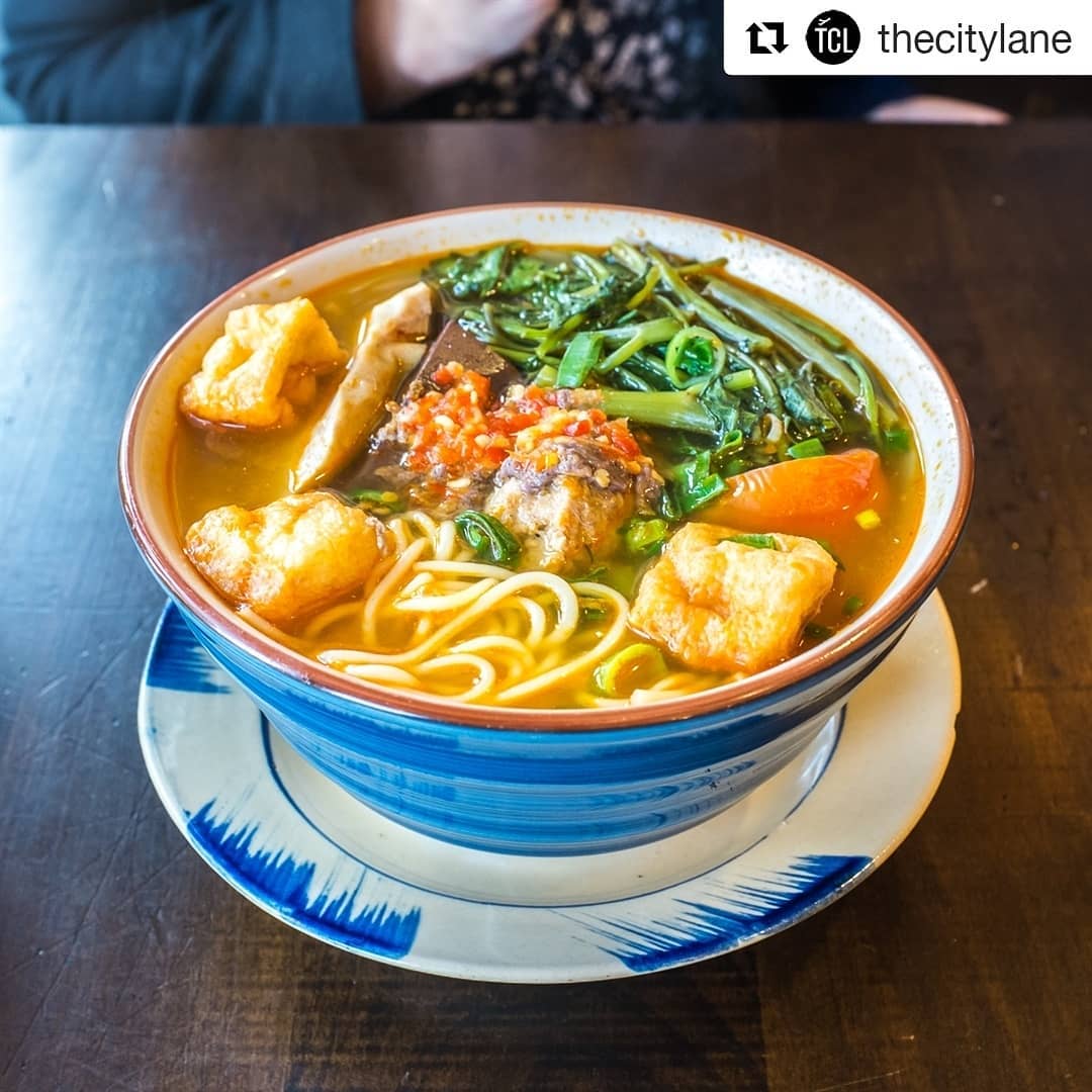 Co Thu Quan Footscray