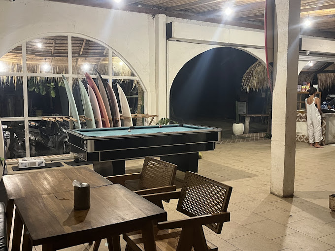 The Holy Tree Kitchen, Coffee & Surfshop