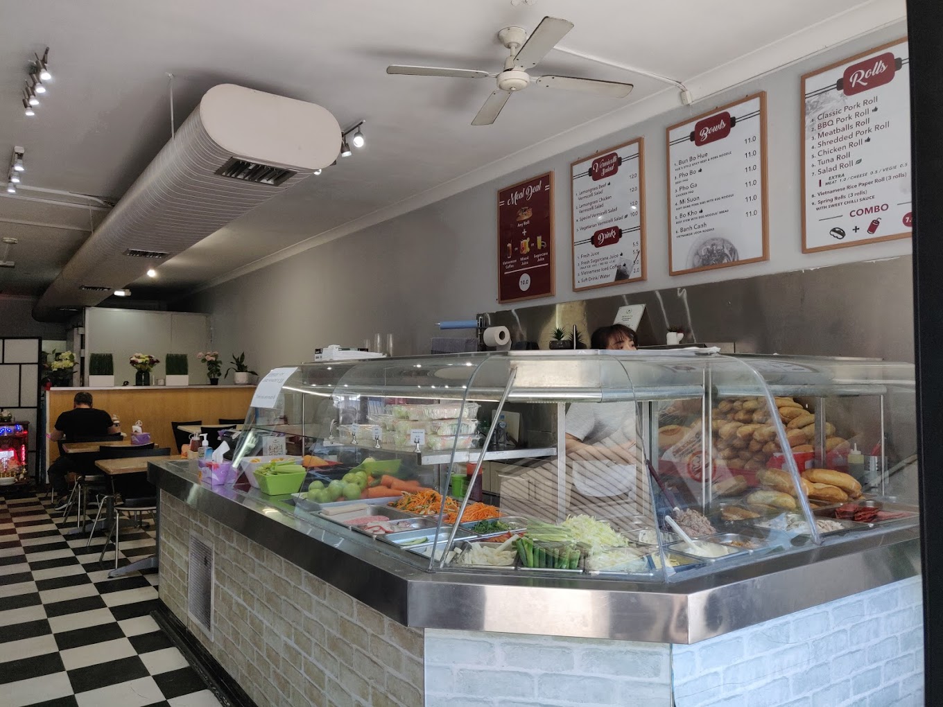 ACE Vietnamese Rolls & Bowls