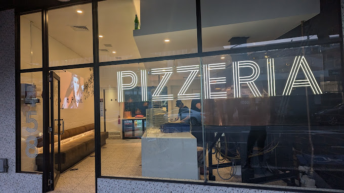 458 Pizzeria