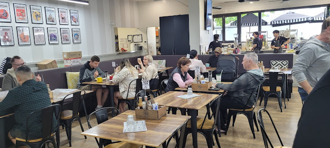 Cafe 63 Ascot