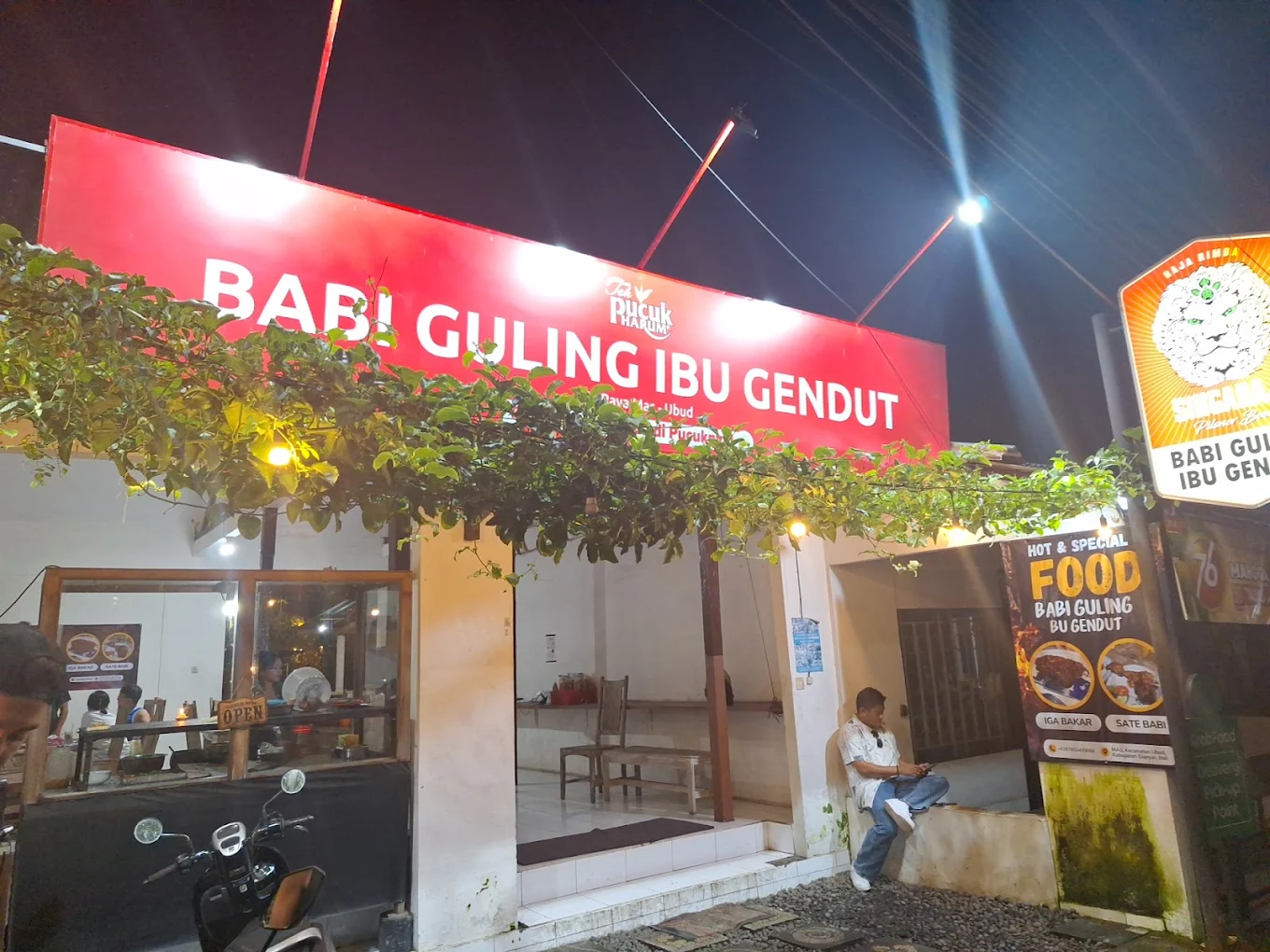 Babi Guling Ibu gendut