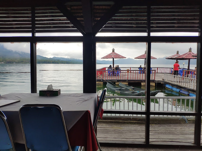 Floating Restaurant Kedisan