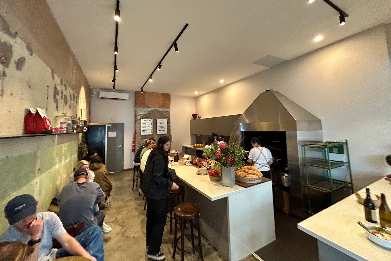 Ca Com Bánh Mì Bar