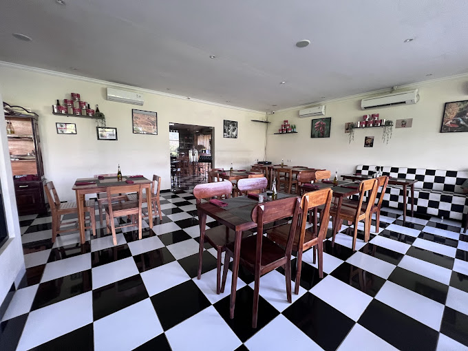 Tanda Pizza Restaurant