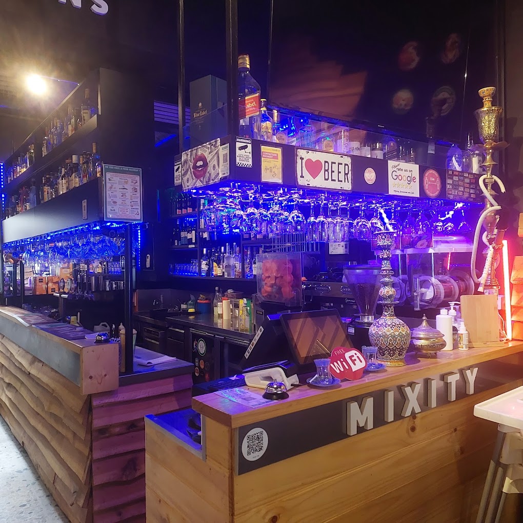 MIXITY Restaurant and Cafe