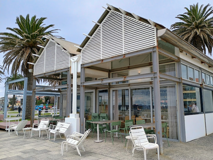 Pipis Kiosk