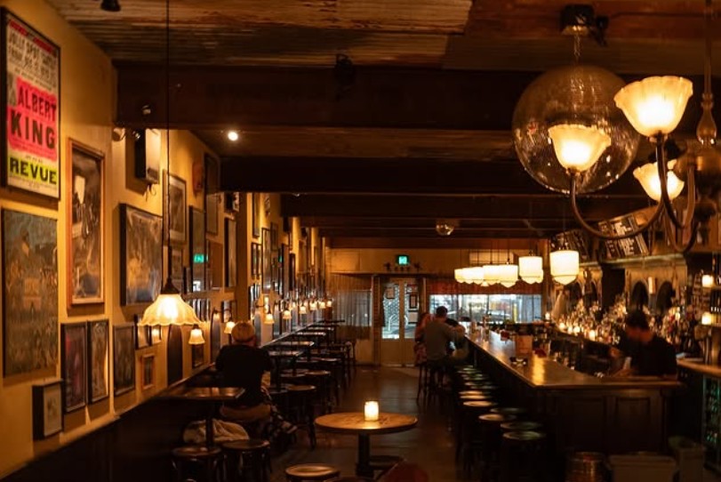 Earl's Juke Joint