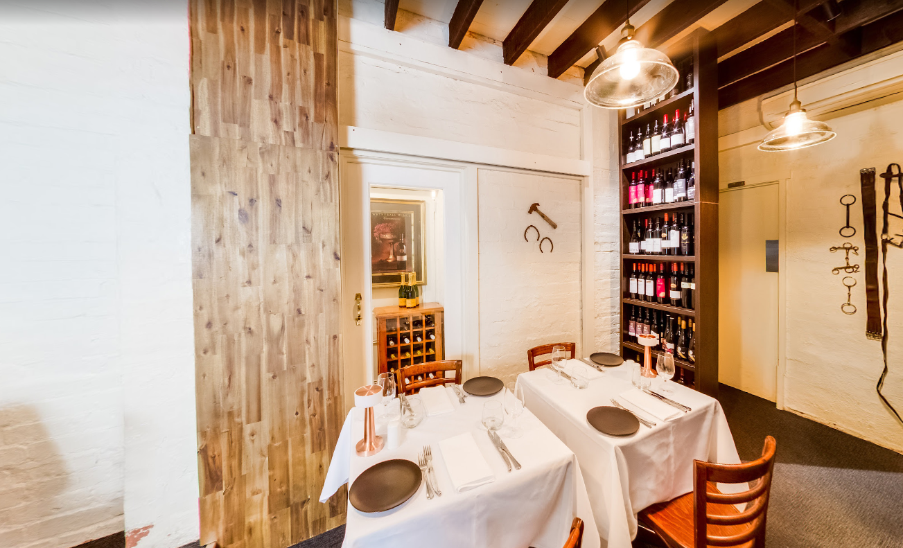 Dyers Steak Stable