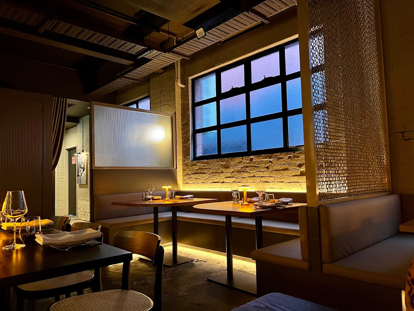 Mr. Vain Restaurant & Bar