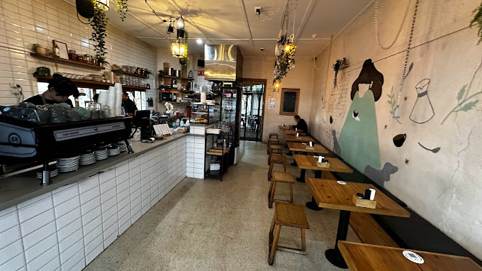 Wee Jeanie cafe