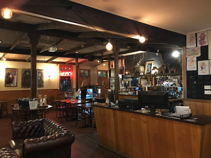 Snowline Hotel