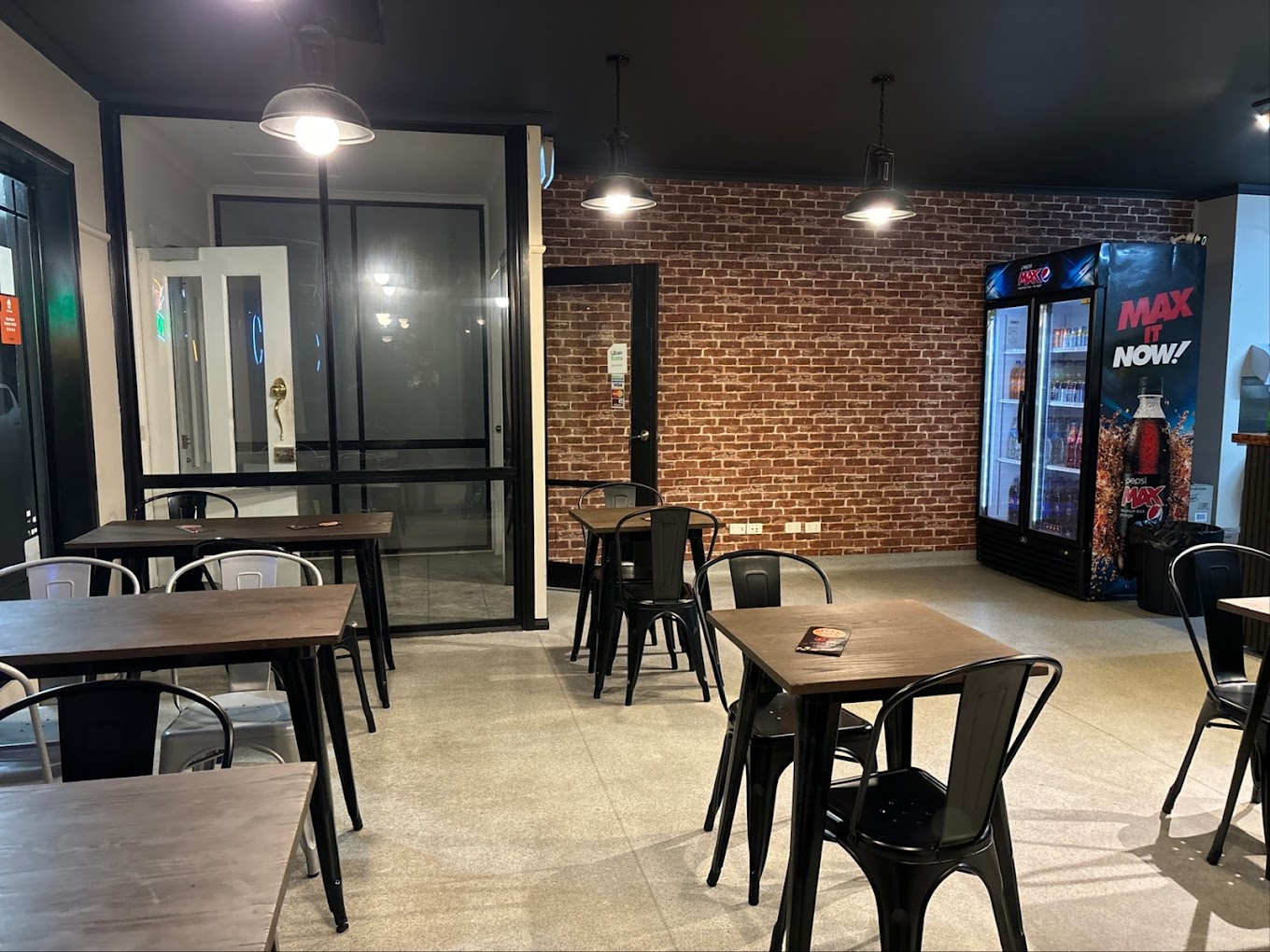 High street pizza