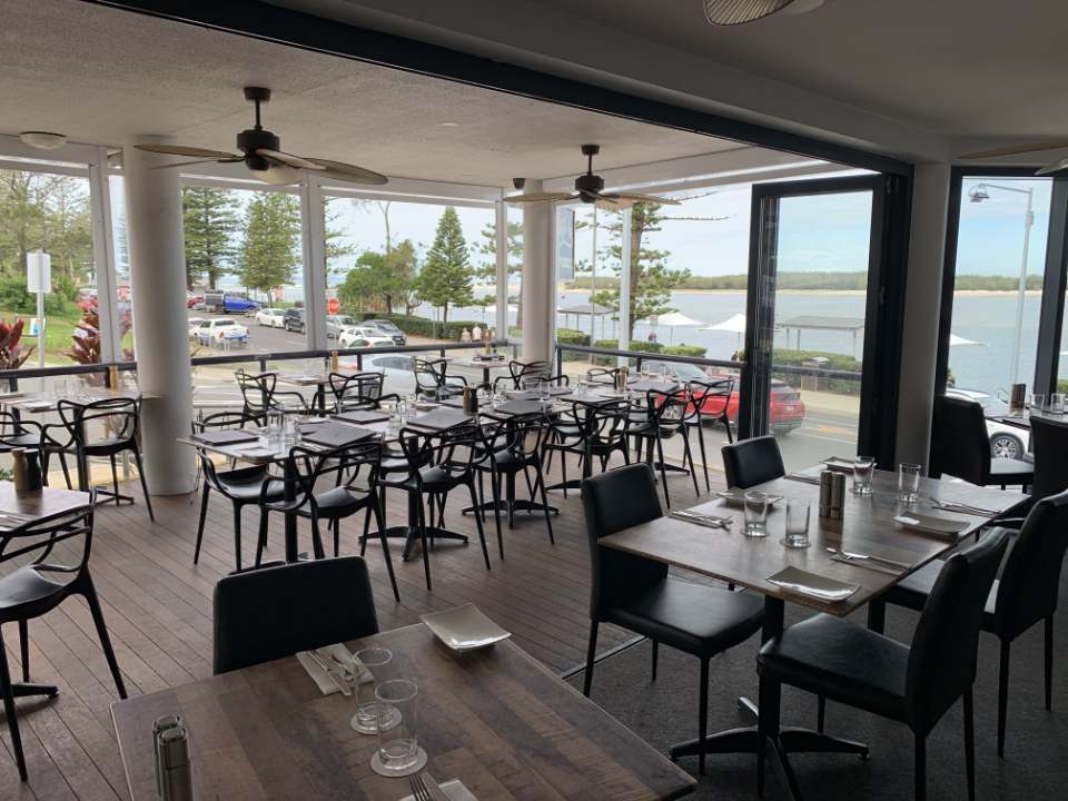 Acqua Restaurant & Bar