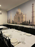 Tandoor & Curry Hut Indian Restaurant